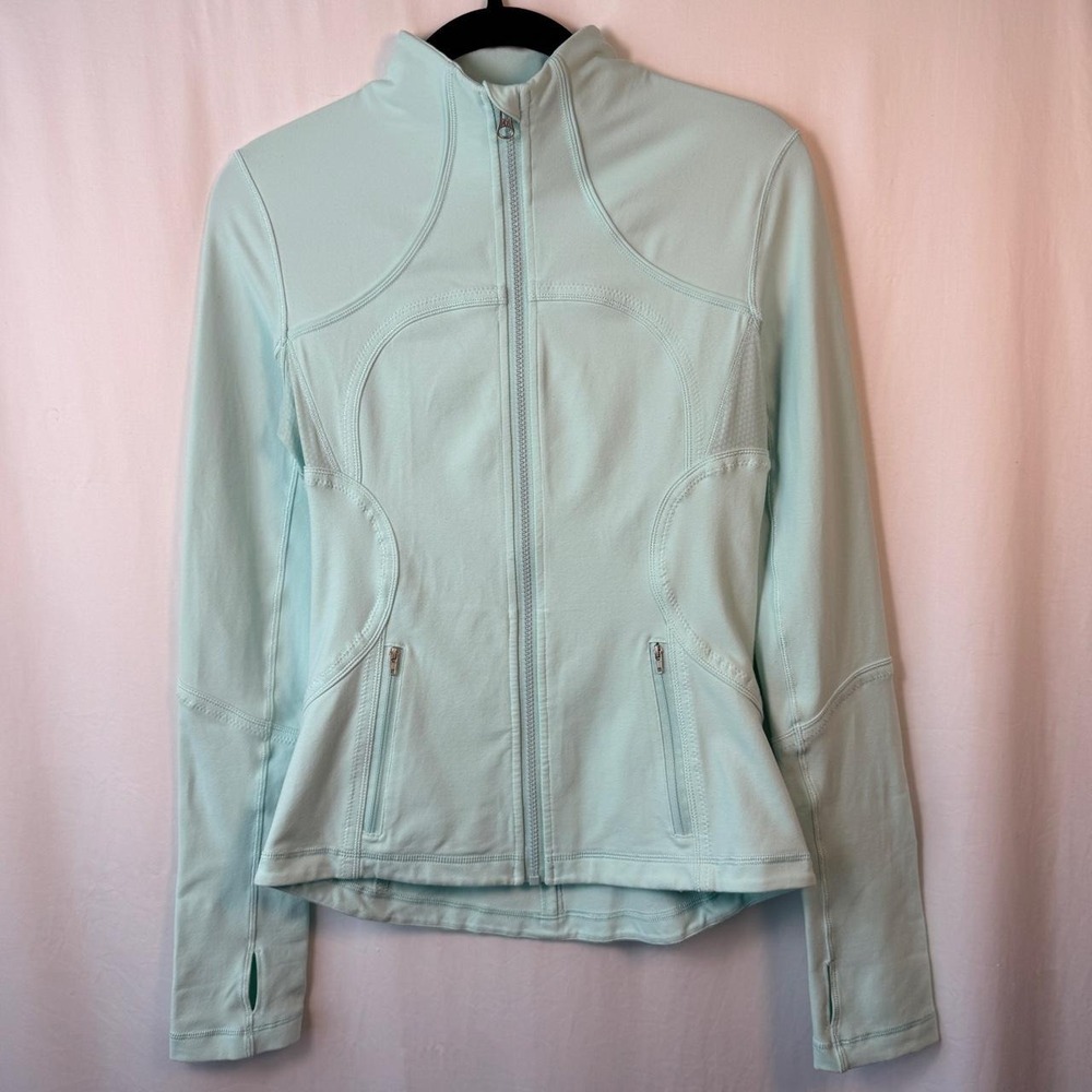 Vintage Lululemon Aquamarine Forme Jacket in size 6